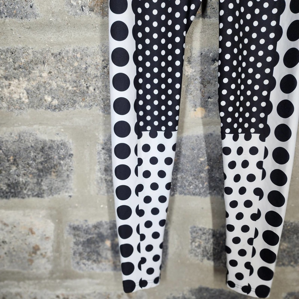BEND sz L black white polka dot Yoga Athletic Leggings Pants - Picture 3 of 5